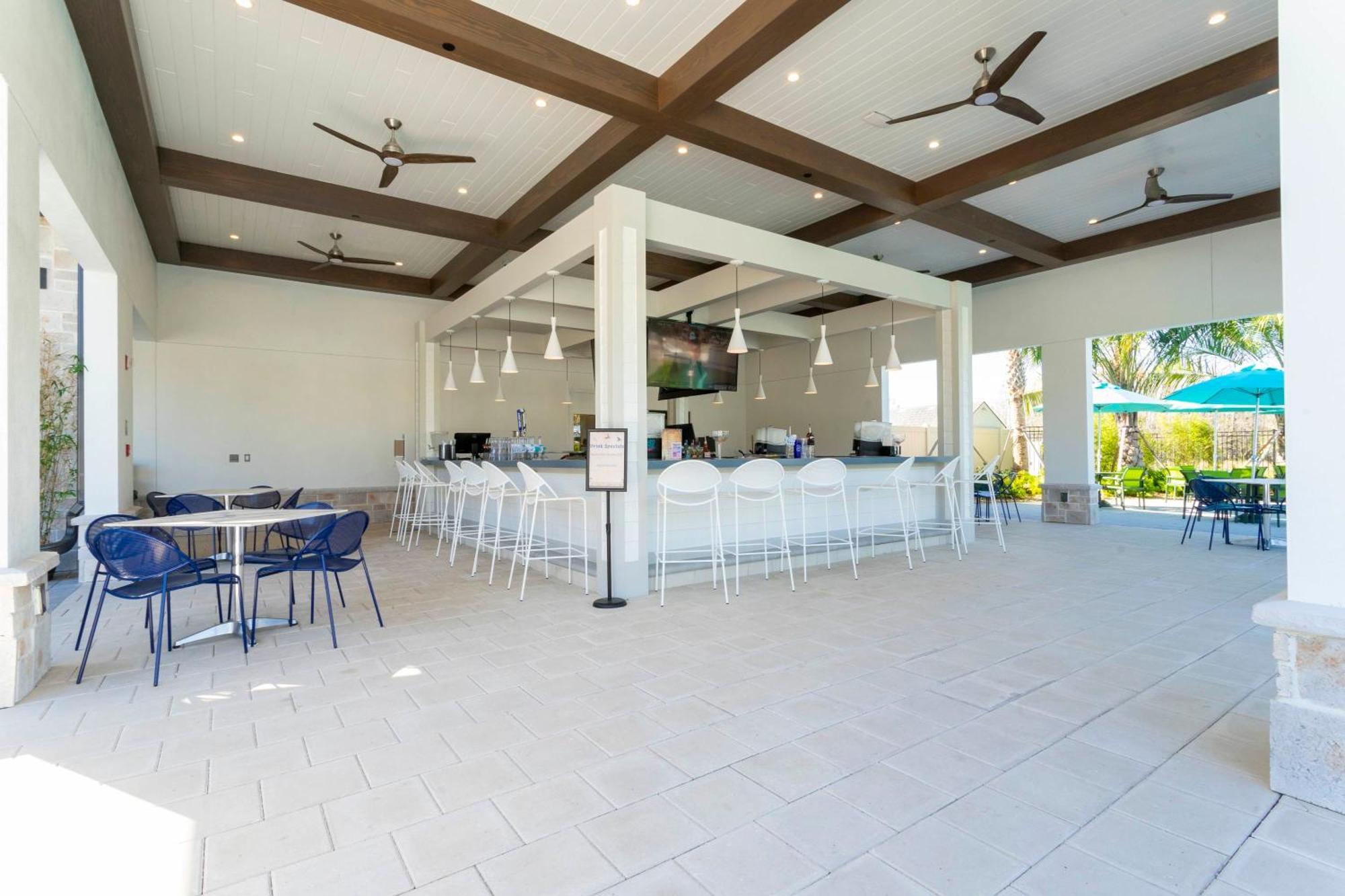 Gorgeous 4 Bd Close To W/ Pool @ Storey 4243 Kissimmee