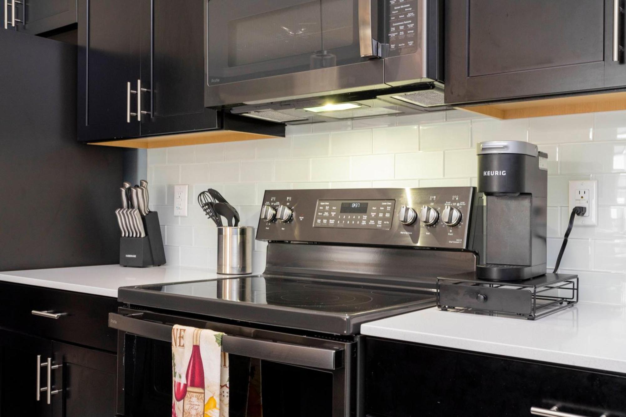 Holiday home Gorgeous 4 Bd Close To W/ Pool @ Storey 4243